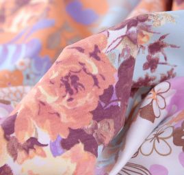 Úplet patchwork motiv květů a puntíků 