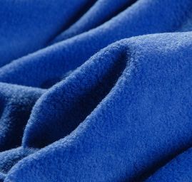 Fleece je jednofarebný modrý