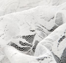 Pružná krajka květy smetanová