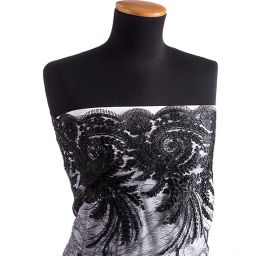 Efektní krajka výšivka na tylu černá