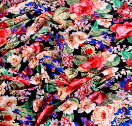 Viskozový úplet květinový motiv černý podklad