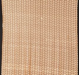 Krajka výšvika na tylu drobný květinový motiv meruňková