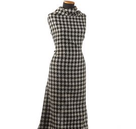 Kostýmová látka imitace ručně tkané metráže kostka