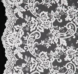 Efektní bordurová krajka na tylu svatební bílá II.jakost