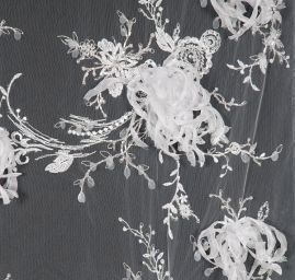 Krajka vyšívaný tyl se stužkovou aplikací/korálky/flitry