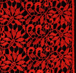 Efektní hrubá krajka motiv květ/ornament červená