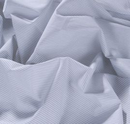 Bavlněná látka jemný proužek světle modrá