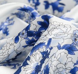 Hedvábný satén japonerie květinový vzor