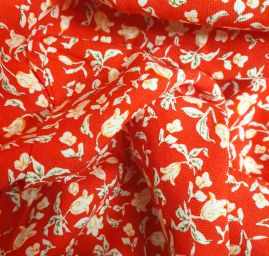 Viskozová šatová látka tisk drobné květy červená