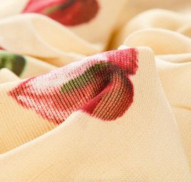 Viskozová letní látka bordura květy