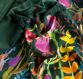 Žoržet šatový pružný bordura květy tm.zelený