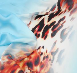Efektní satén blankytná/gepard
