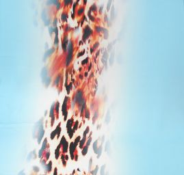 Efektní satén blankytná/gepard