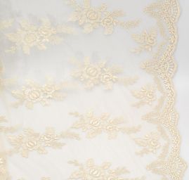 Krajka vyšívaná na tylu motiv růže 