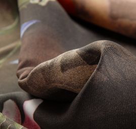 Satén matný hnědý