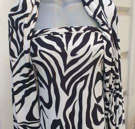 Letní úplet viskozový zvířecí vzor černobílý