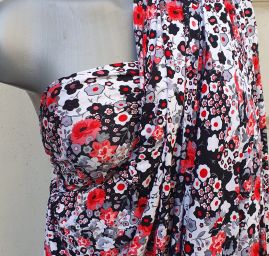 Letní viskozový úplet květinový červenočerný