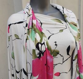 Letní viskozový úplet bordurový květinový vzor