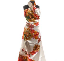 Hedvábný atlas květinový vzor folklor ve stylu DG