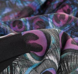 Krepdešín imitace hedvábí tisk paví pera