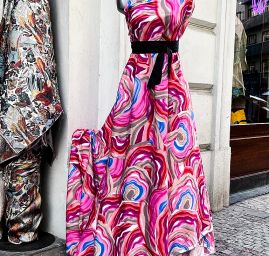 Viskozová šatová látka motiv tahy štětcem růžová