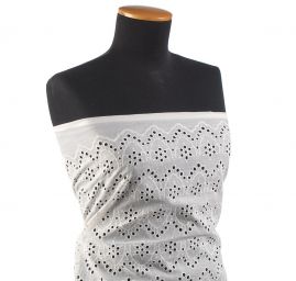 Krajka madeira květinové vlnky slonová kost