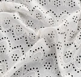 Krajka madeira květinové vlnky slonová kost