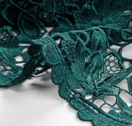 Efektní hrubá krajka vzor květů v tmavě zelená