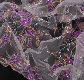 Efektní krajka vyšívaný tyl fialová