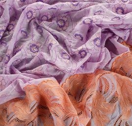 Madeira barevné květy fialová