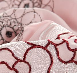 Madeira barevné květy růžová