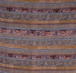 Úplet žoržetového vzhledu tisk pruhy