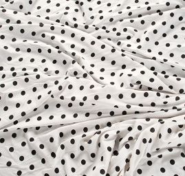 Jemný viskozový úplet puntík černá/bílá