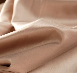 Satén pružný matný béžové barvy