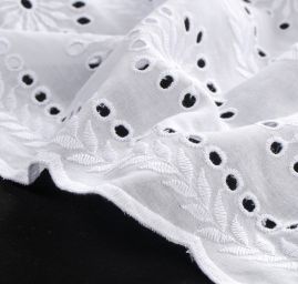 Krajka madeira květy/lístky bílá