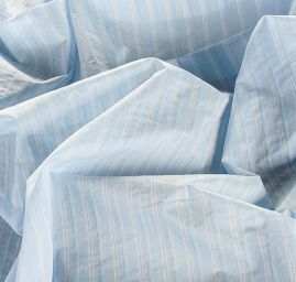 Bavlněný žakár etamín modrý