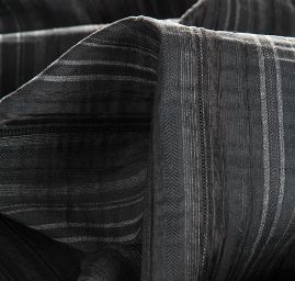 Bavlněná žakárová látka etamín černá