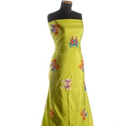 Hedvábné ponge výšivka motýlci zelená