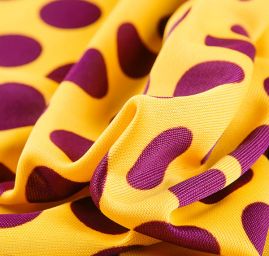 Úplet viskoza puntíky