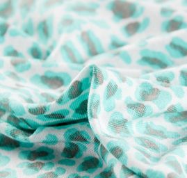 Úplet viskozový matný falešný zvířecí vzor