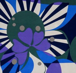 Úplet viskozový lesklý povrch květinový motiv