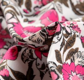 Úplet viskozový růžové květy