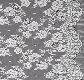 Efektní krajka výšivka na tylu květinový motiv bílá