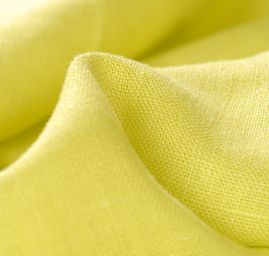 Len středně silný zářivá zelenkavá barva