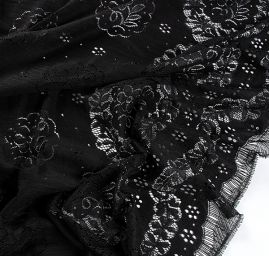 Krajka na mantilu květinový vzor černá