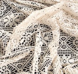 Imitace háčkované bavlněné krajky smetanová
