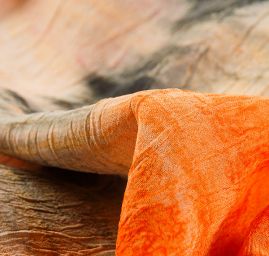 Šifon kreš batika oranžovo-černá