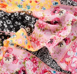Šifon plisé květinový motiv patchwork růžová