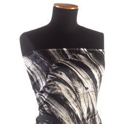 Hedvábný satén vzor peří černobílý