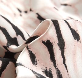 Hedvábný satén abstraktní vzor 